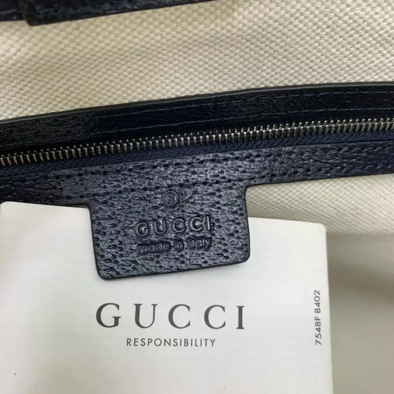 G*u*i bag 2204ya0015