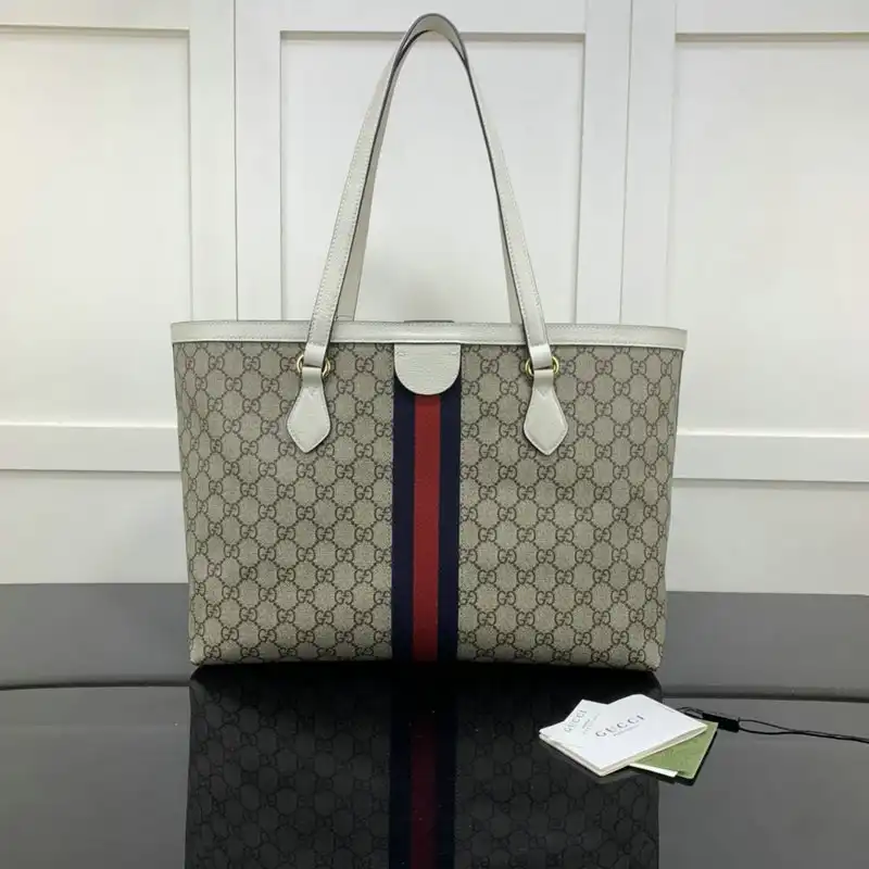 G*u*i bag 2204ya0017