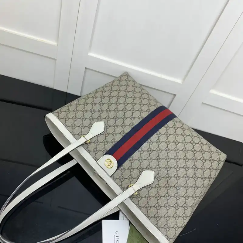 G*u*i bag 2204ya0017