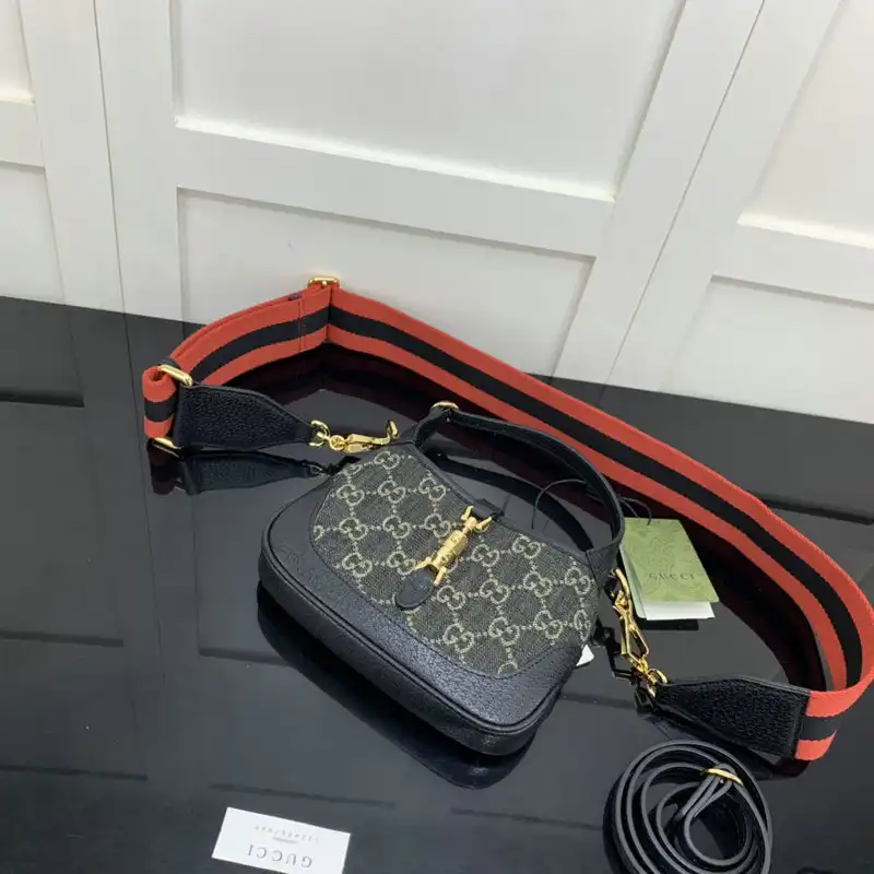 G*u*i bag 2204ya0022
