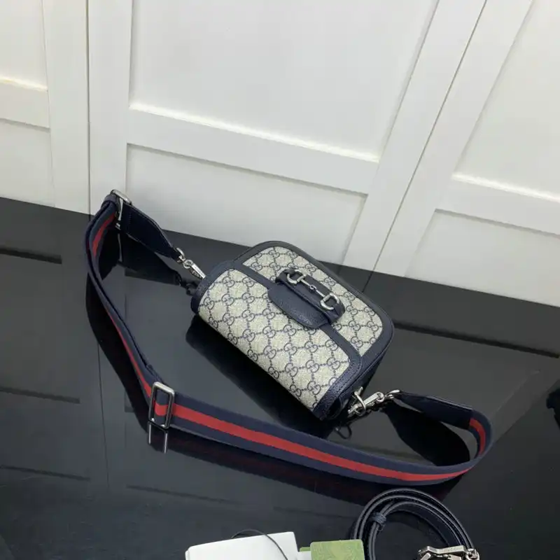 G*u*i bag 2204ya0024
