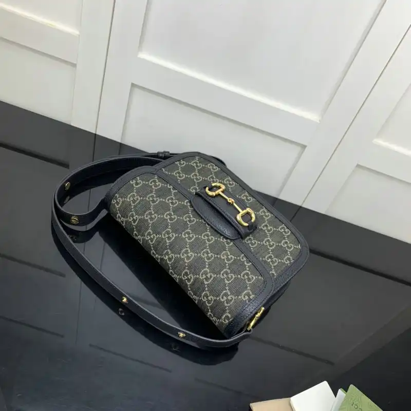G*u*i bag 2204ya0029