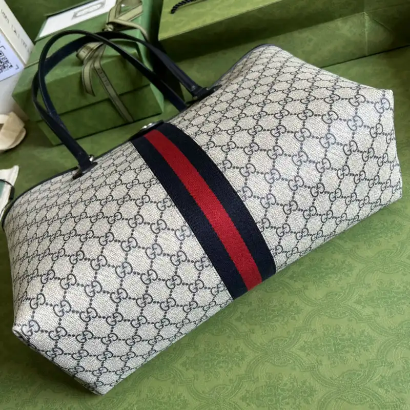 G*u*i bag 2204ya0063