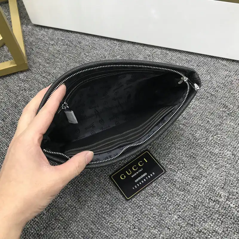 G*u*i bag 2204yz0035