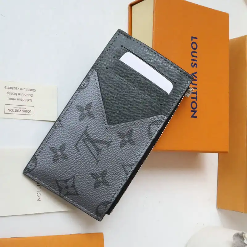 LV Bag 2205DJ0032