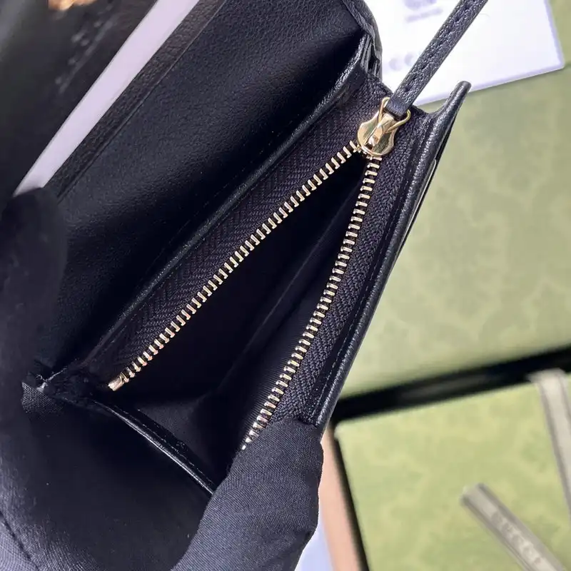 G*u*i bag 2205ya0027
