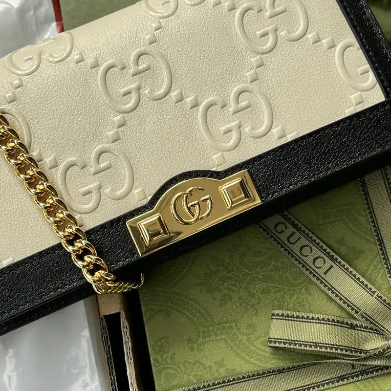 G*u*i bag 2205ya0033