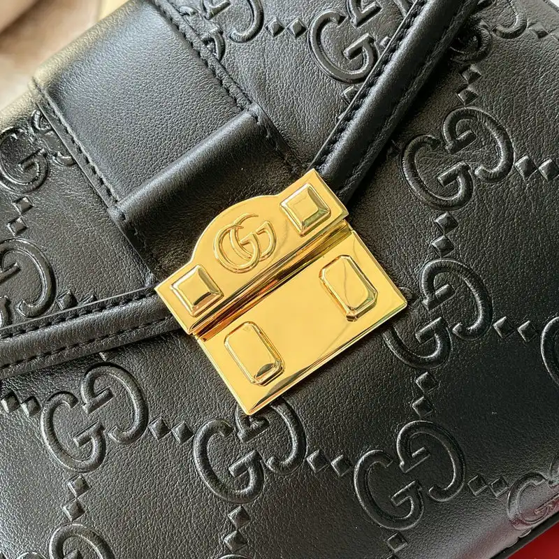 G*u*i bag 2205ya0037