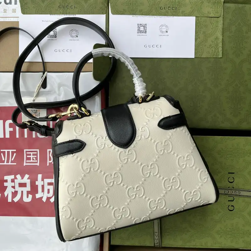 G*u*i bag 2205ya0038