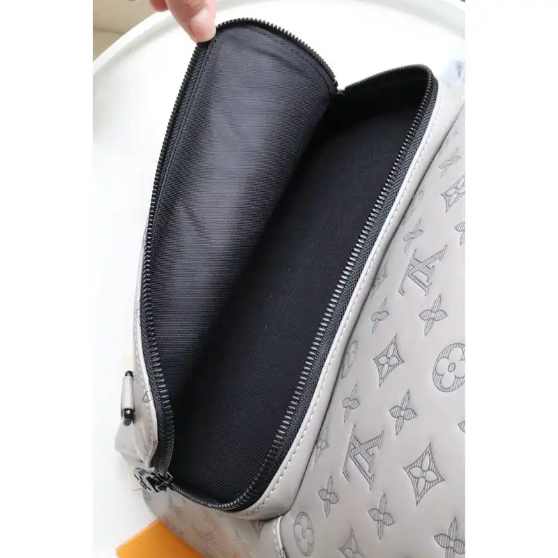 LV Bag 2206DJ0049