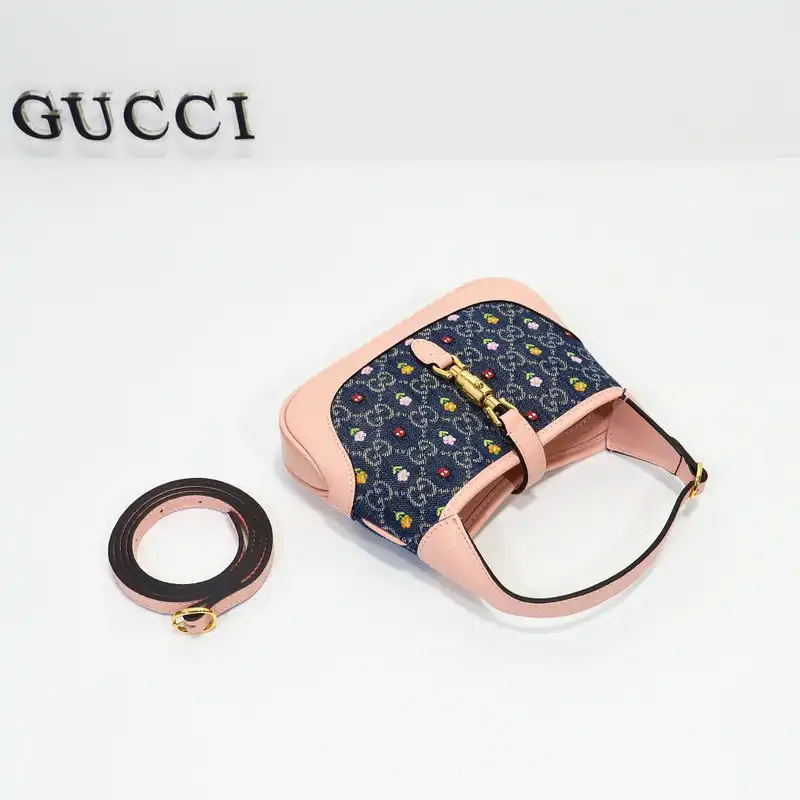 G*u*i bag 2206dj0057