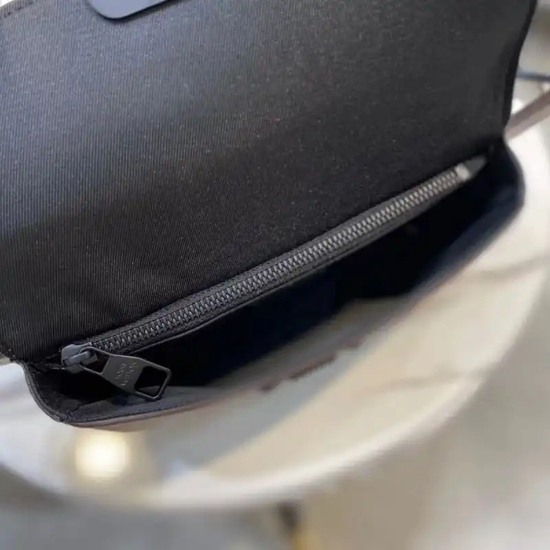 LV Bag 2206HT0008