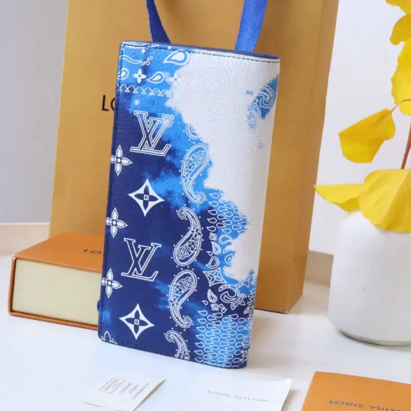 LV Bag 2207DJ0017