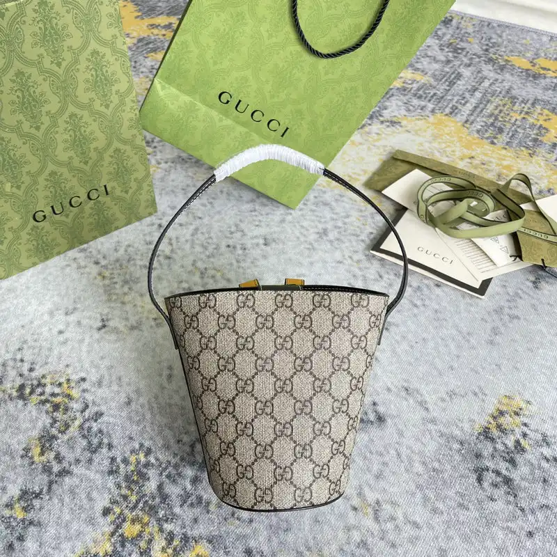 G*u*i bag 2207dj0050