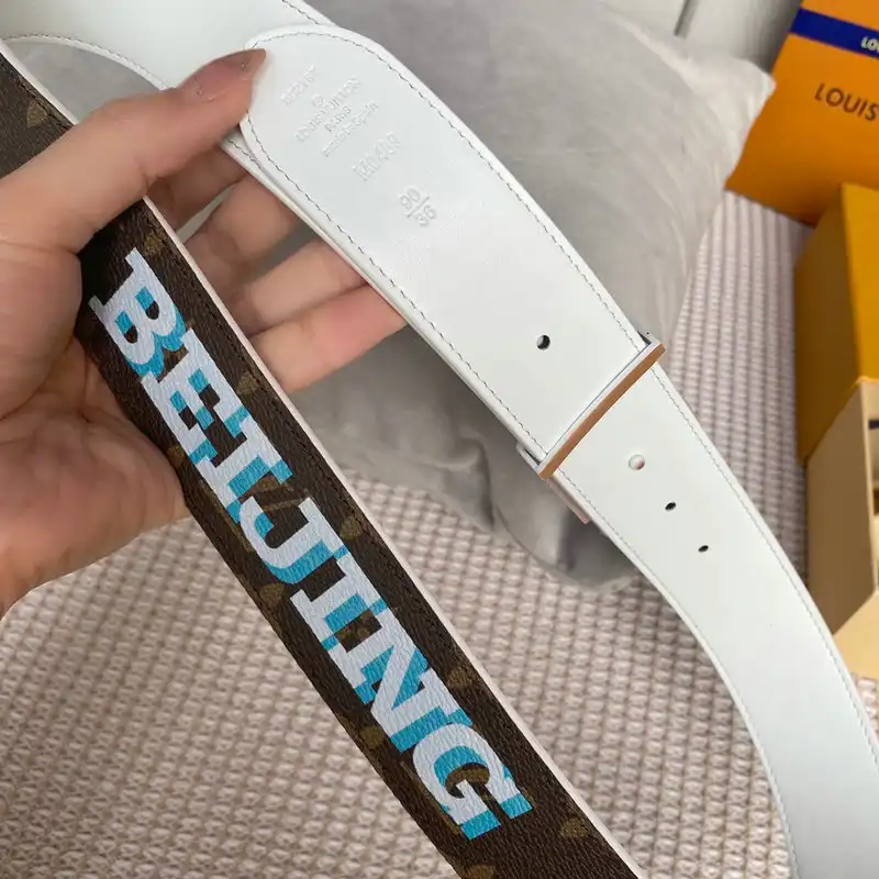 LV Belts 2207XF0064