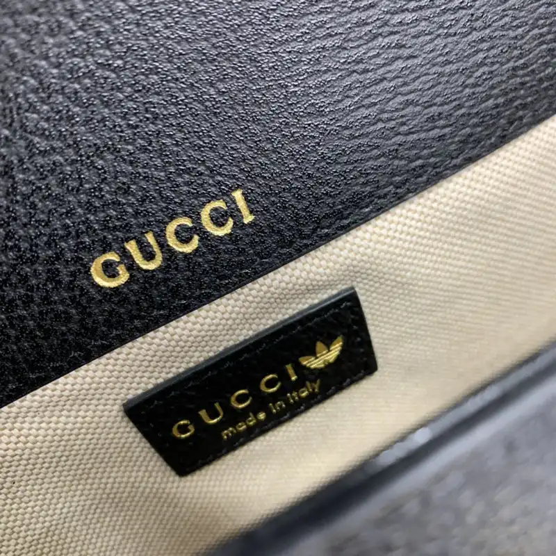 G*u*i bag 2207ya0039