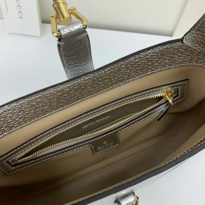G*u*i bag 2207ya0070