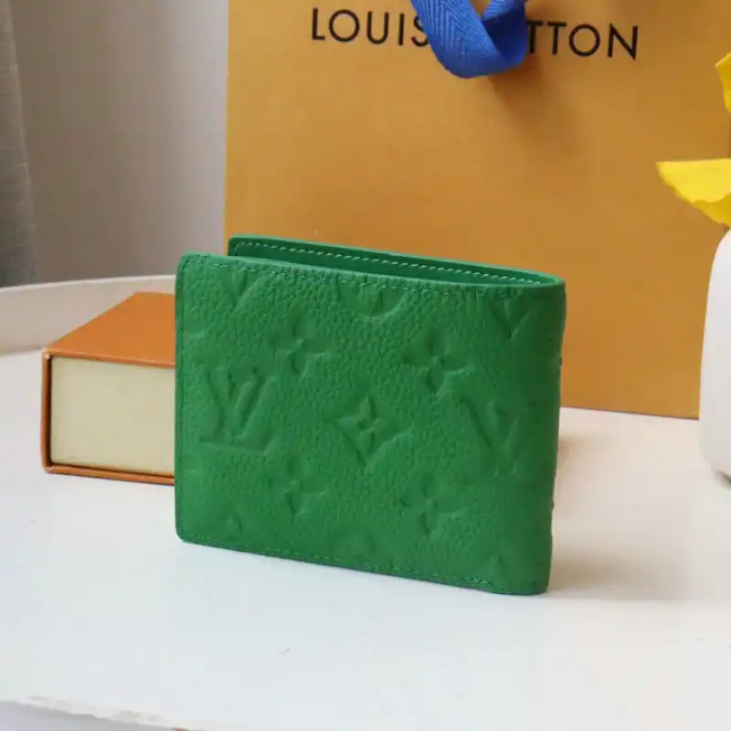 LV Bag 2208DJ0021