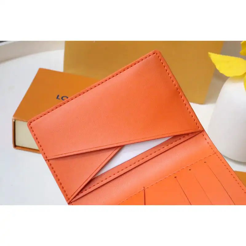 LV Bag 2208DJ0022
