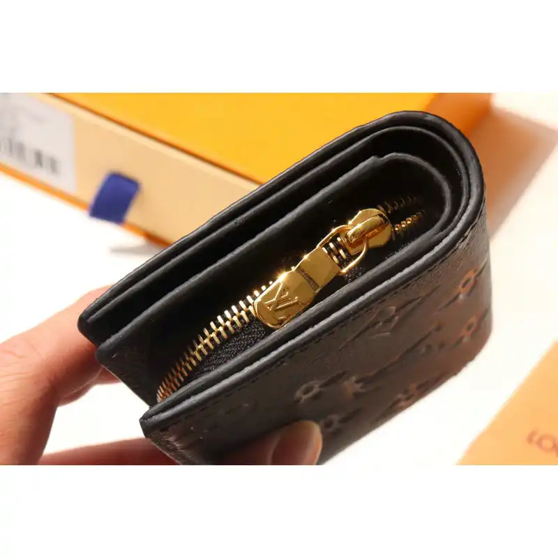 LV Bag 2208DJ0030