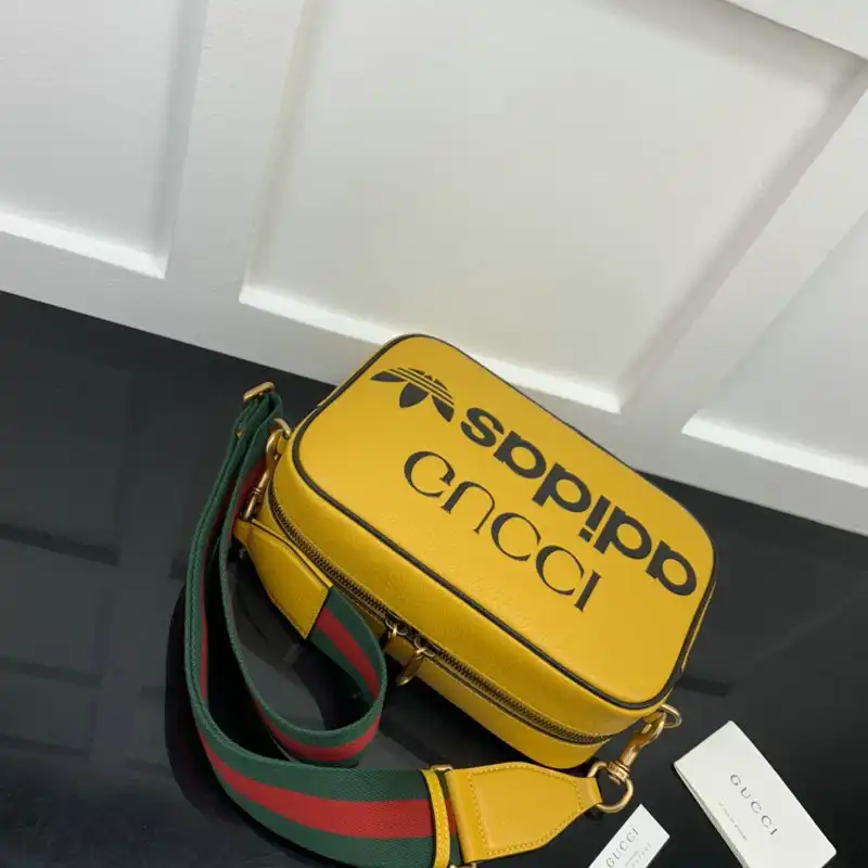 G*u*i bag 2208ya0020