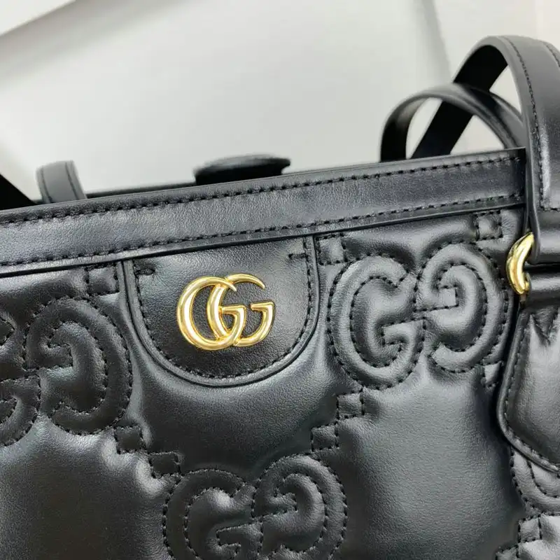 G*u*i bag 2208ya0021