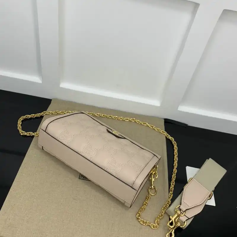 G*u*i bag 2208ya0023