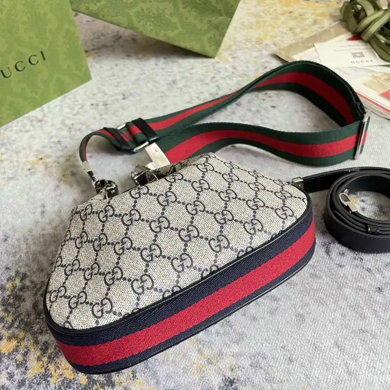 G*u*i bag 2209dj0034
