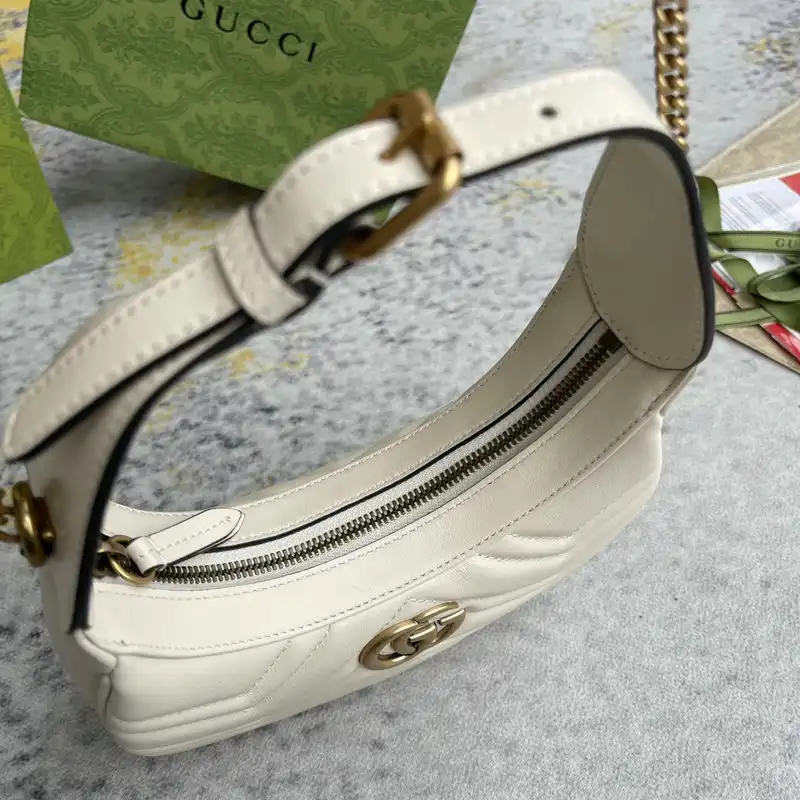 G*u*i bag 2209dj0039