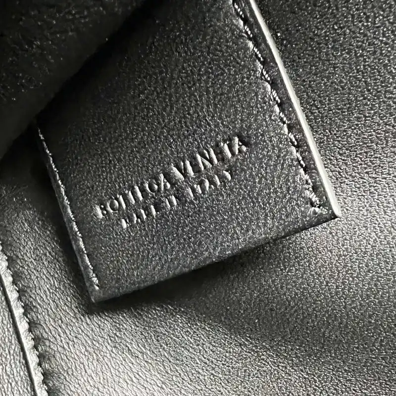 b0tte*a Ven*ta bag 2209sf0018