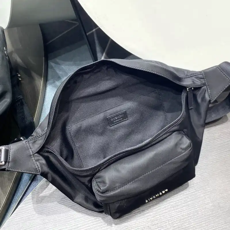 Givenchy Bag 2209SW0073
