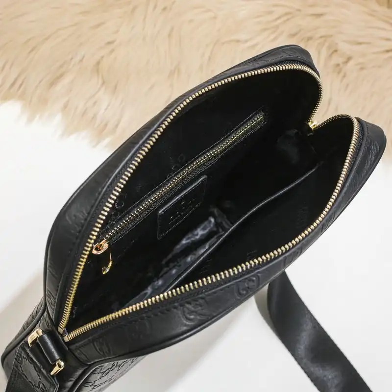 G*u*i bag 2209yz0005