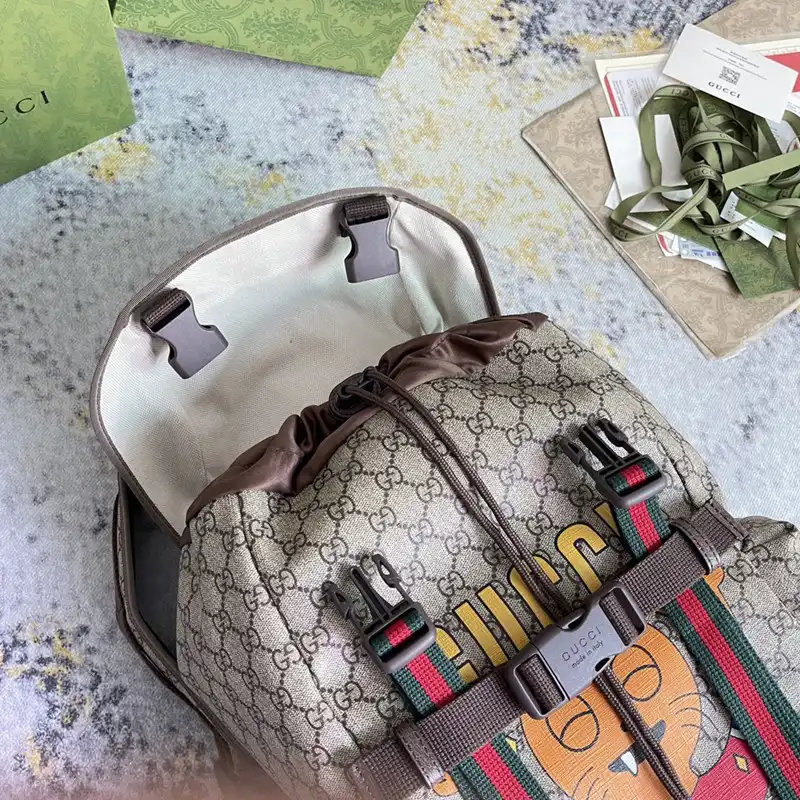 G*u*i bag 2210dj0037
