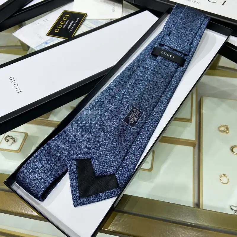 TIES Tie 2210WH0207