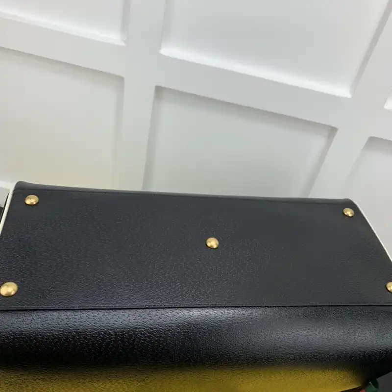 G*u*i bag 2210ya0063