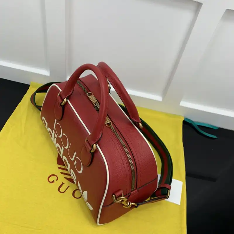 G*u*i bag 2210ya0143