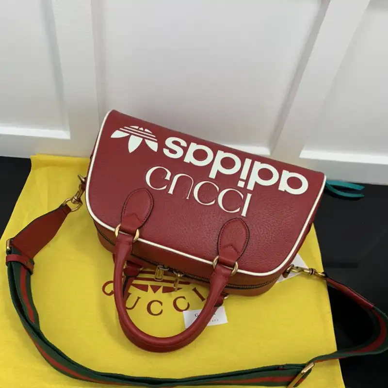 G*u*i bag 2210ya0143