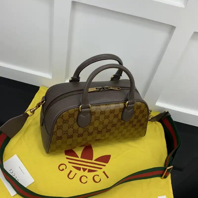 G*u*i bag 2210ya0144