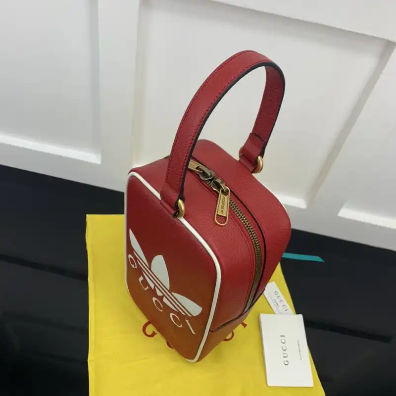 G*u*i bag 2210ya0160