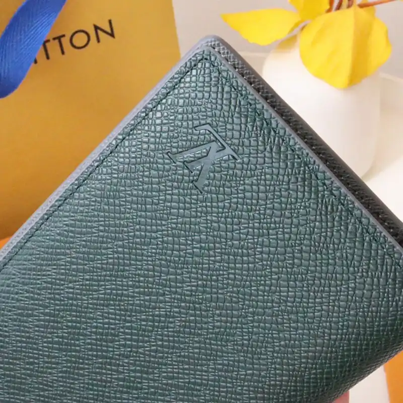 LV Bag 2211DJ0014
