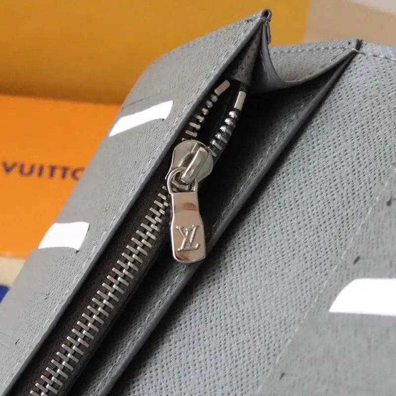 LV Bag 2211DJ0014