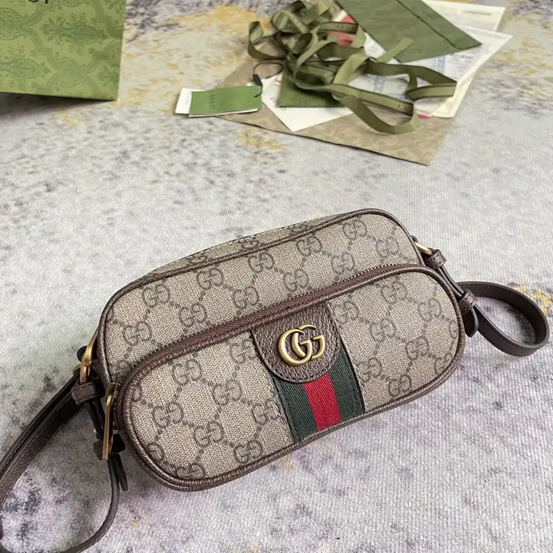 G*u*i bag 2211dj0026