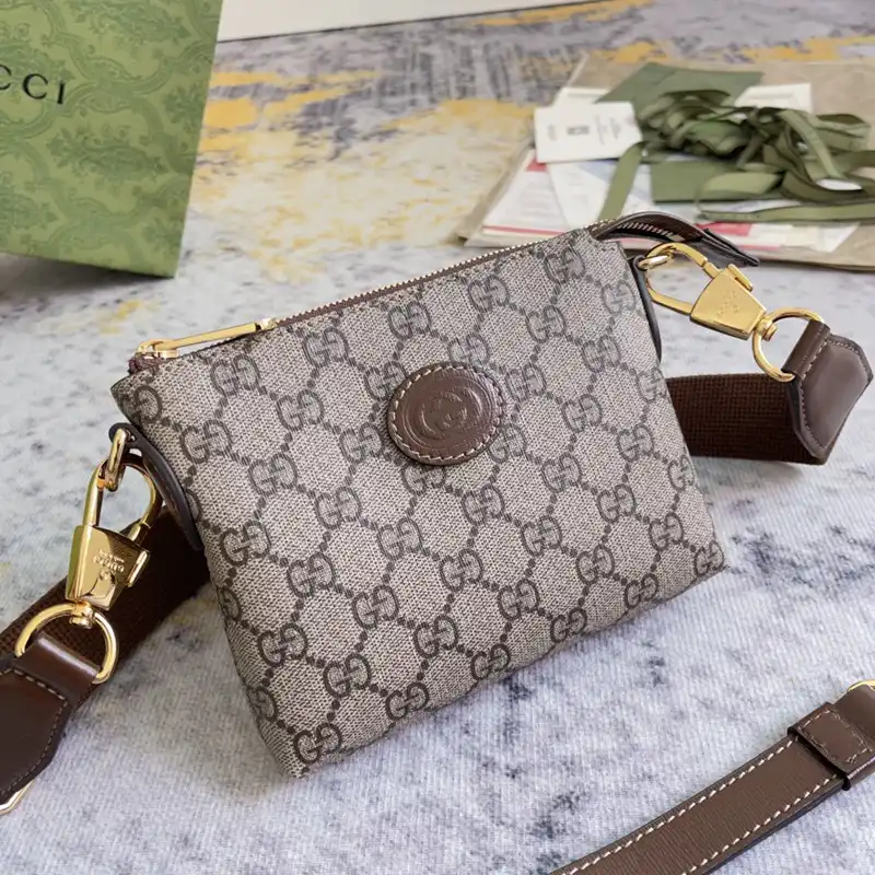 G*u*i bag 2211dj0027