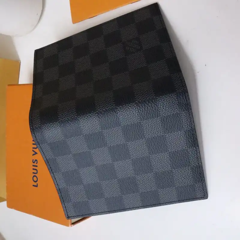 LV Bag 2211DJ0034