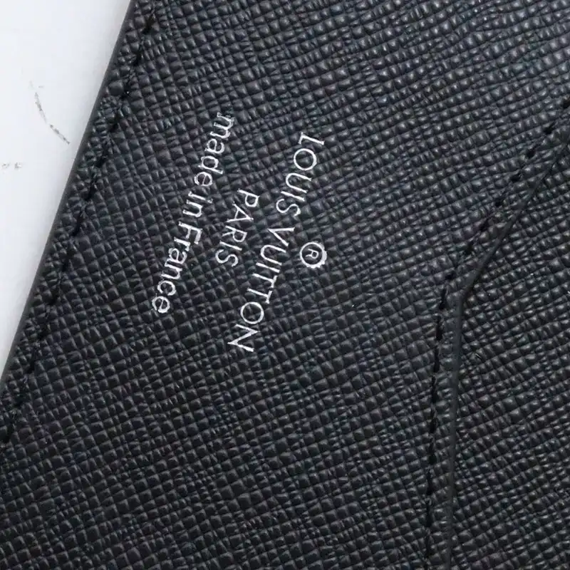 LV Bag 2211DJ0045