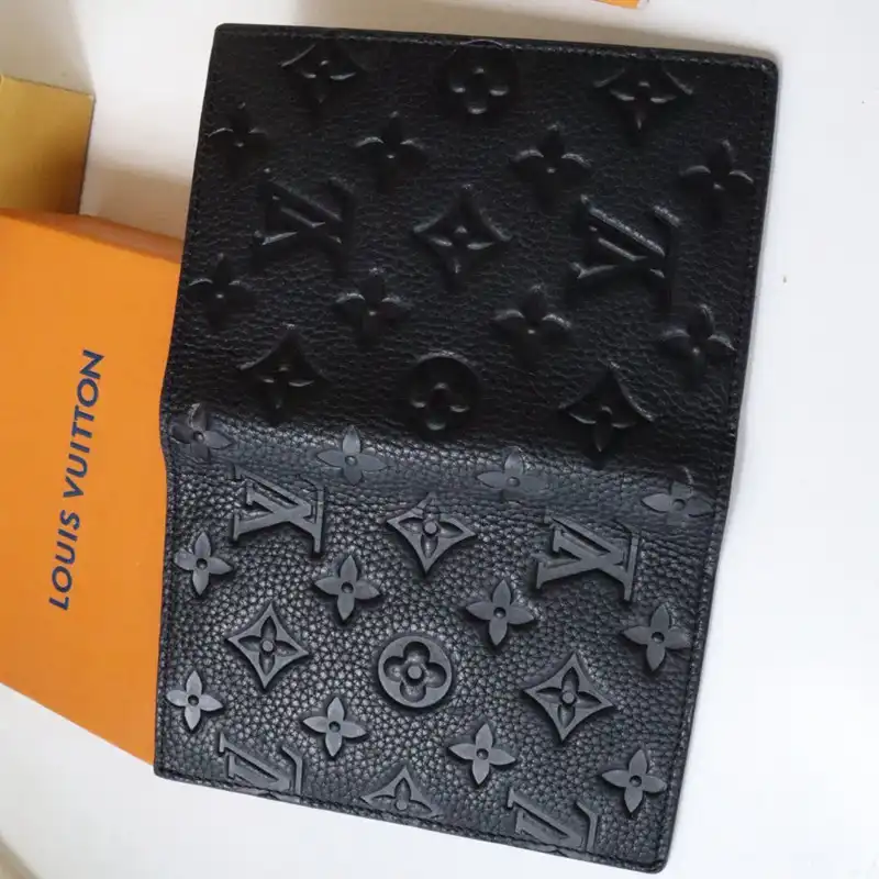 LV Bag 2211DJ0046