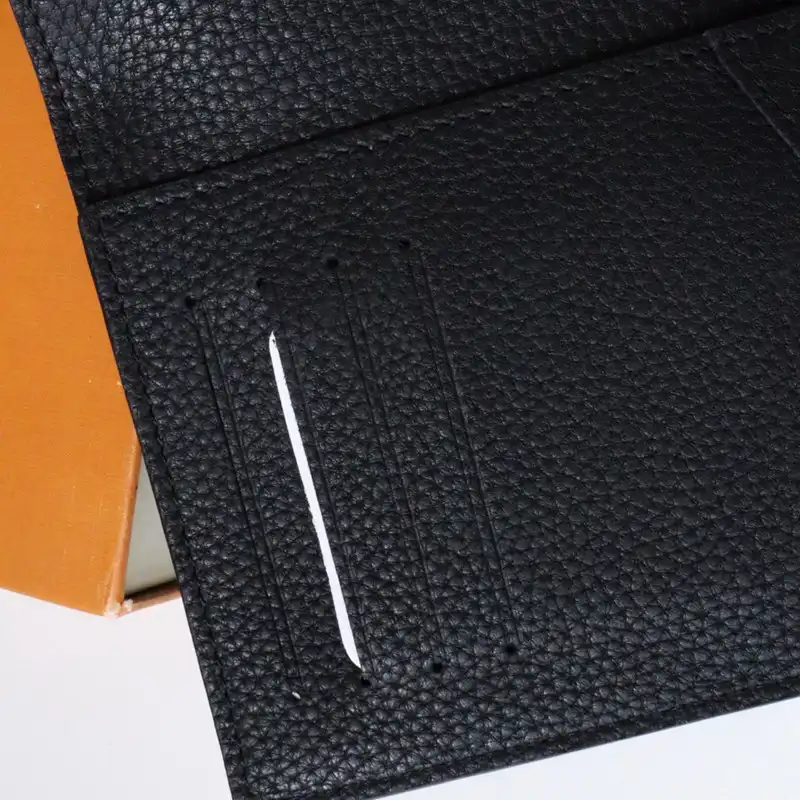 LV Bag 2211DJ0046