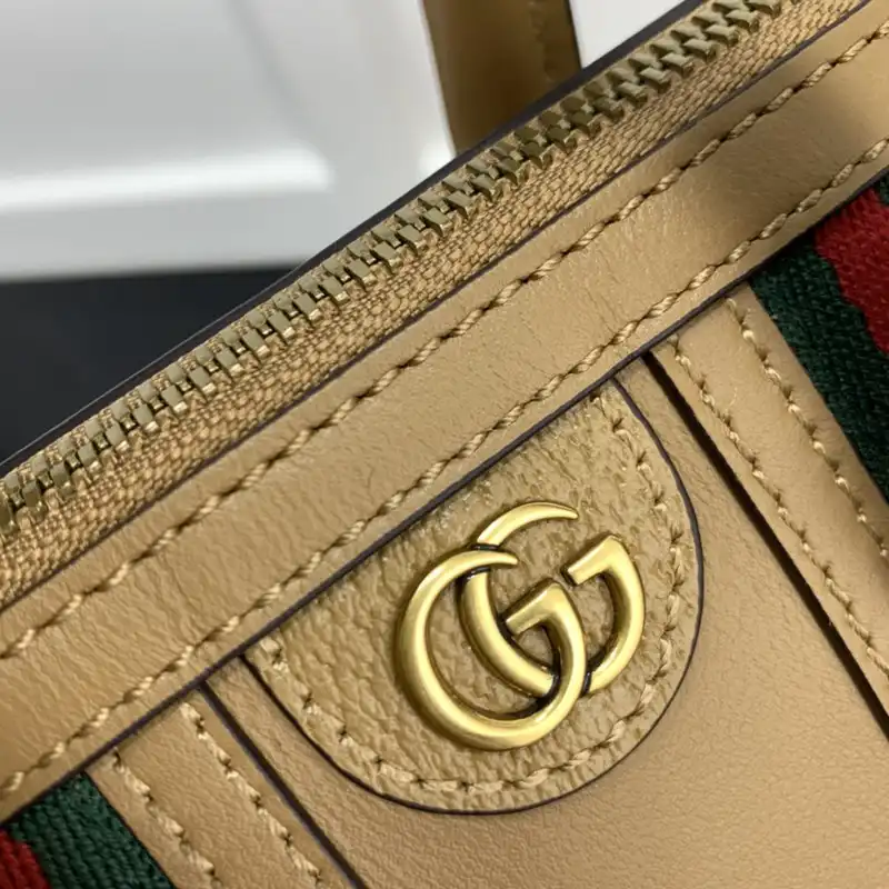 G*u*i bag 2211ya0021
