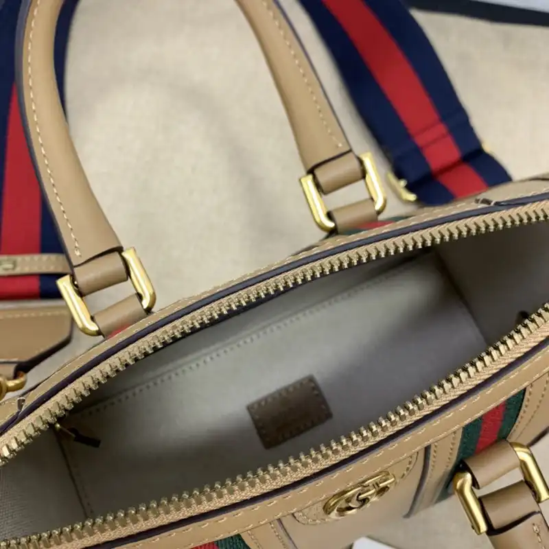 G*u*i bag 2211ya0021