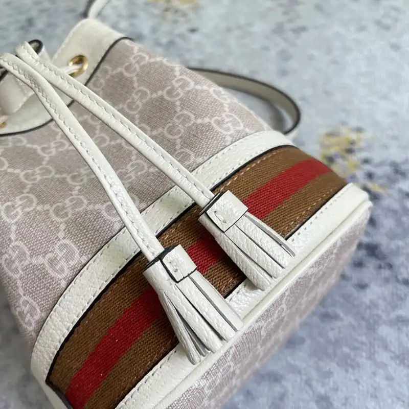 G*u*i bag 2212dj0025